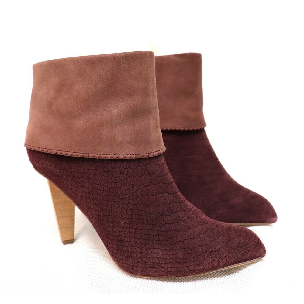 Matt Bernson women's size 6.5 M leather ankle boots booties plum side zip high